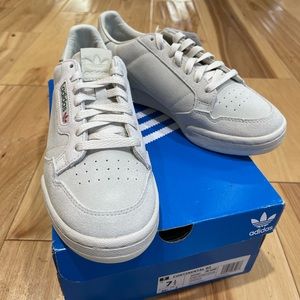 Men’s adidas size 7.5